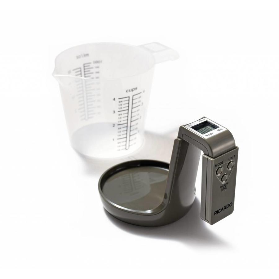 2-in-1 Measuring Cup with Integrated Scale